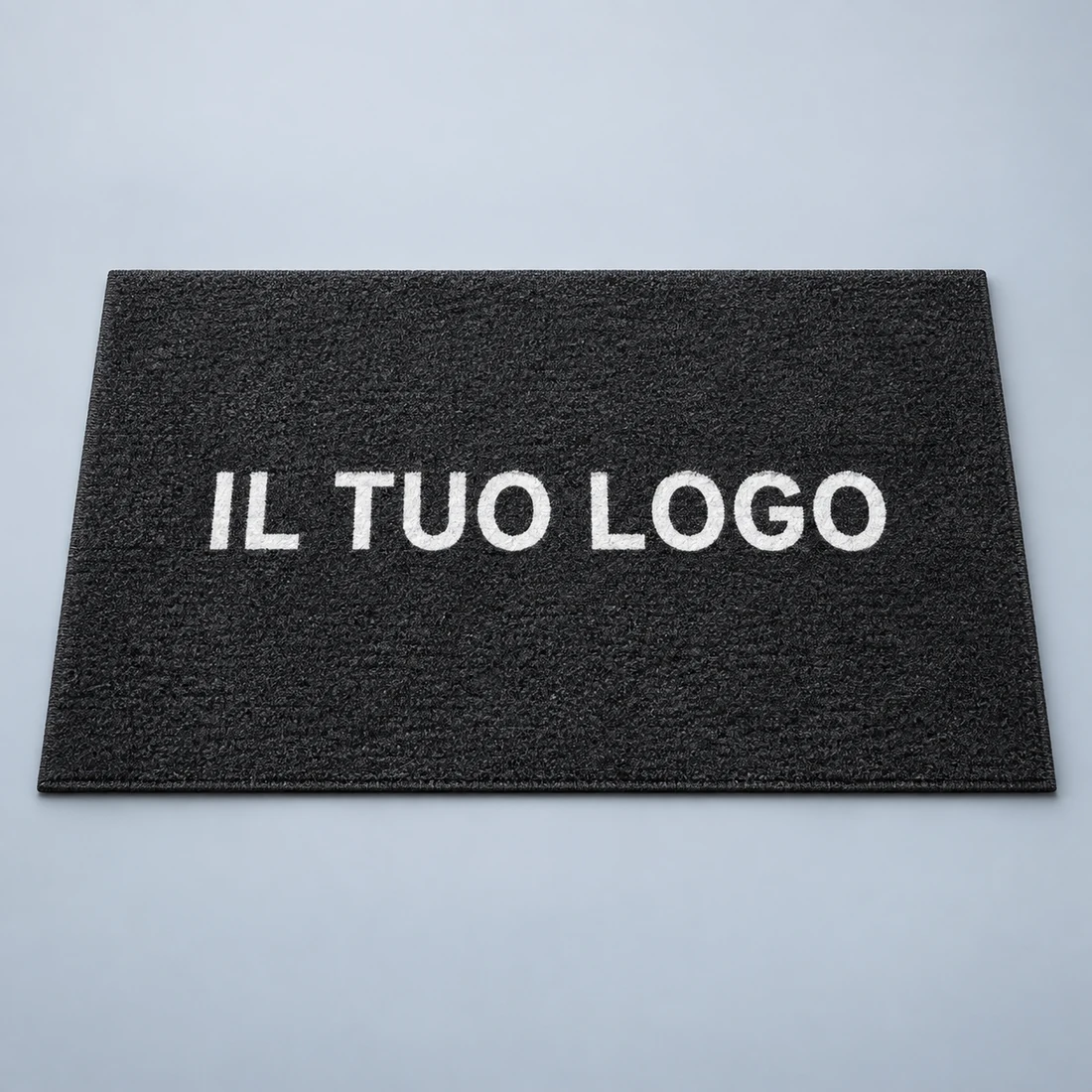 Zerbino intero con esempio di logo intarsiato; misure, materiale e colori da verificare