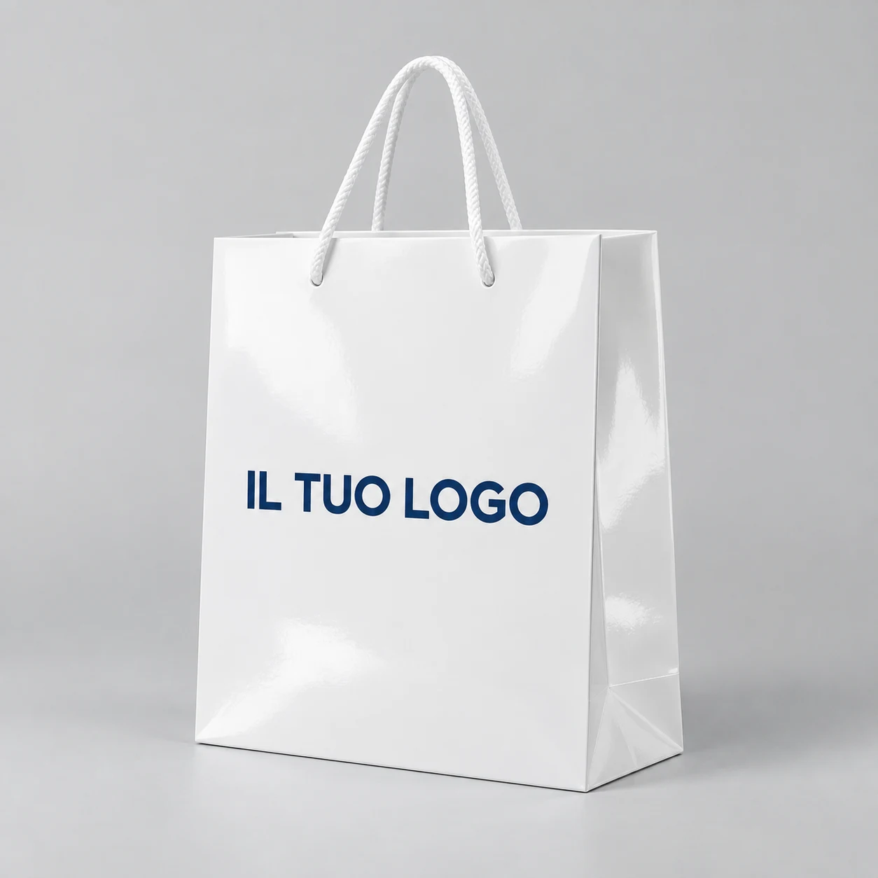 Esempio dimostrativo di shopper completa con manici a cordino e dicitura IL TUO LOGO